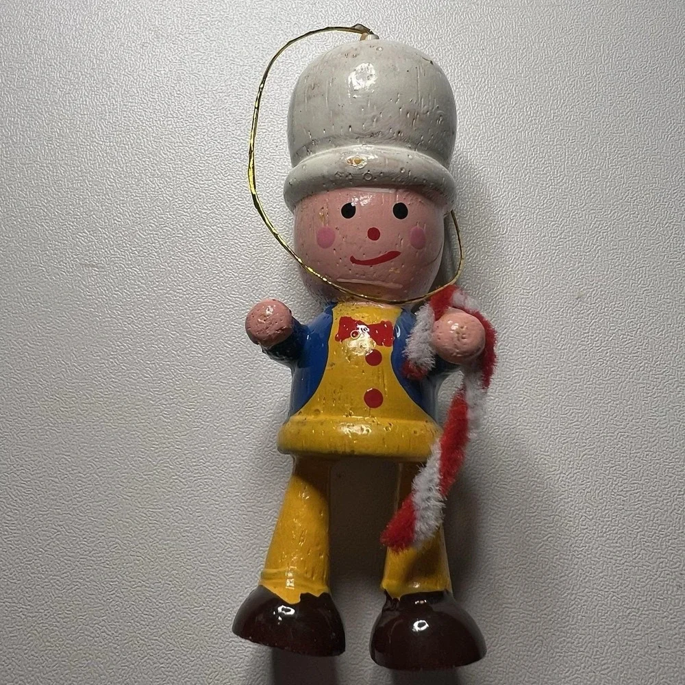 Lil Merry‎ Makers Wooden Ornament